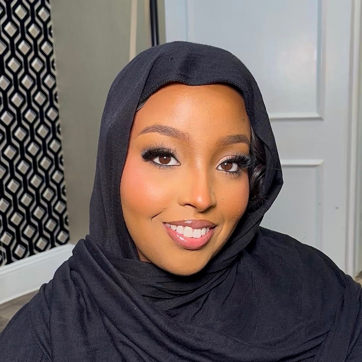 Soft glam makeup look by WM Artistry