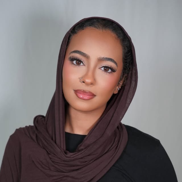 Natural soft glam portrait by WM Artistry